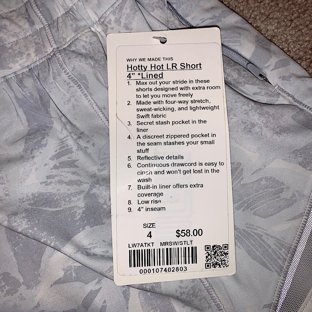 LULU LEMON MARBLE HOTTY HOT 4” SHORT